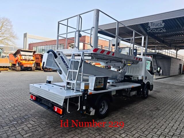 Πλατφόρμα ανύψωσης Nissan Cabstar 35.13 NT400 Multitel MS100