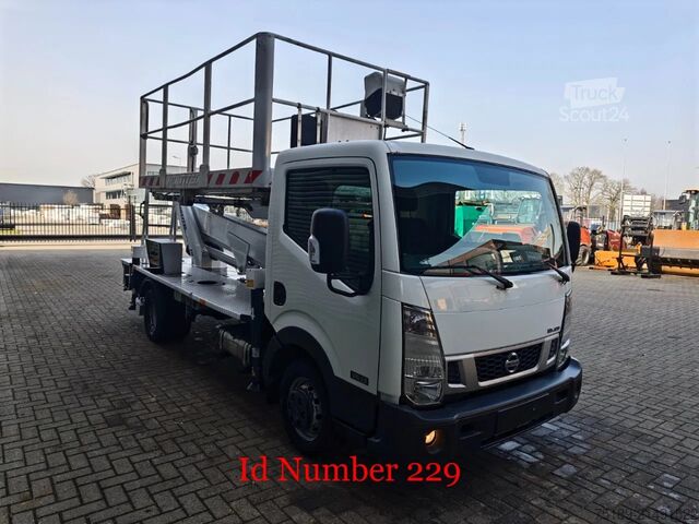 Πλατφόρμα ανύψωσης Nissan Cabstar 35.13 NT400 Multitel MS100