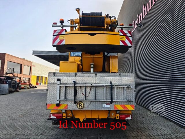 Vrachtwagen met kraan Grove GMK 4080-1 8x6x8 Jip
