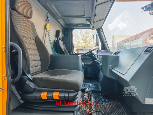 Vrachtwagen met kraan Grove GMK 4080-1 8x6x8 Jip