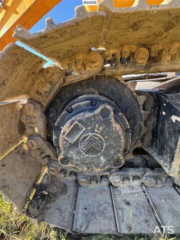 Goseniški bager JCB JZ235LC