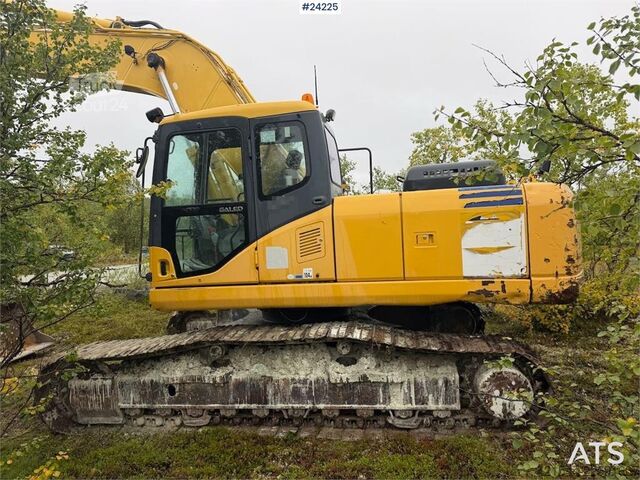 Raupenbagger Komatsu PC240LC-7K excavator w/ 2 buckets – prepared for m