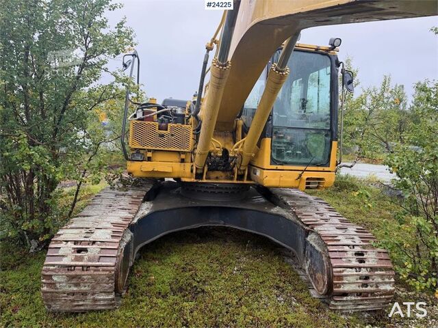 Raupenbagger Komatsu PC240LC-7K excavator w/ 2 buckets – prepared for m
