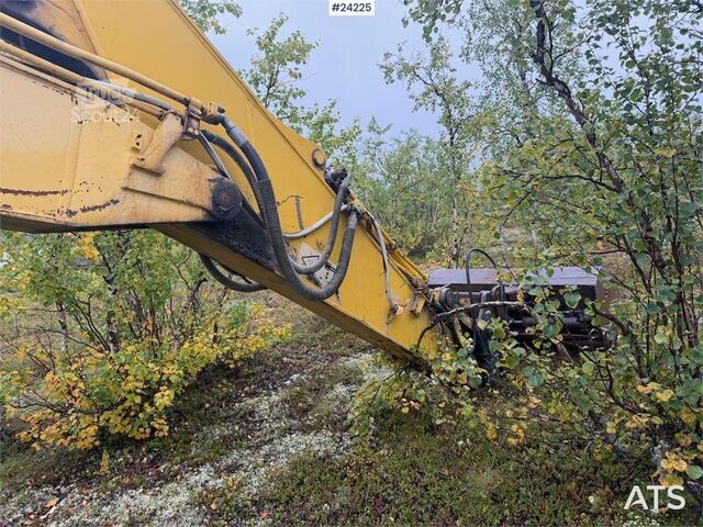 Pelle sur chenilles Komatsu PC240LC-7K excavator w/ 2 buckets – prepared for m