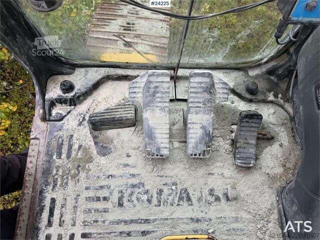 Pelle sur chenilles Komatsu PC240LC-7K excavator w/ 2 buckets – prepared for m
