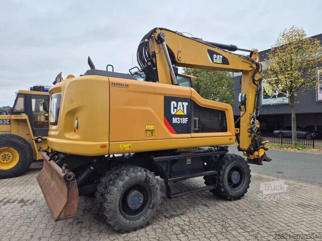 Escavadora de rodas Caterpillar M 318 F