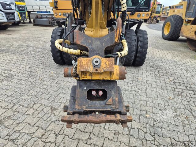 Escavadora de rodas Caterpillar M 318 F
