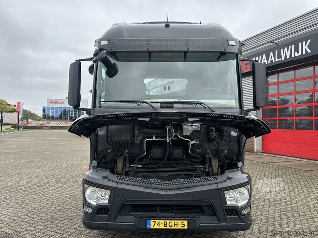 معيار SZM Mercedes-Benz Actros 1836 LS