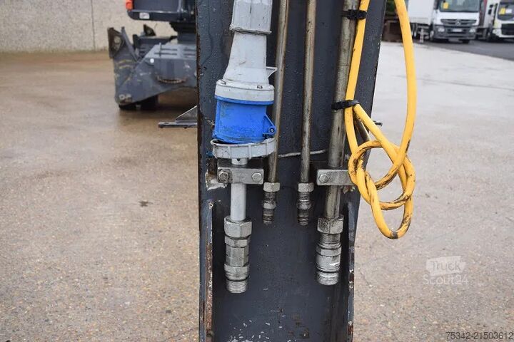 Pelle sur pneus Atlas 350MH