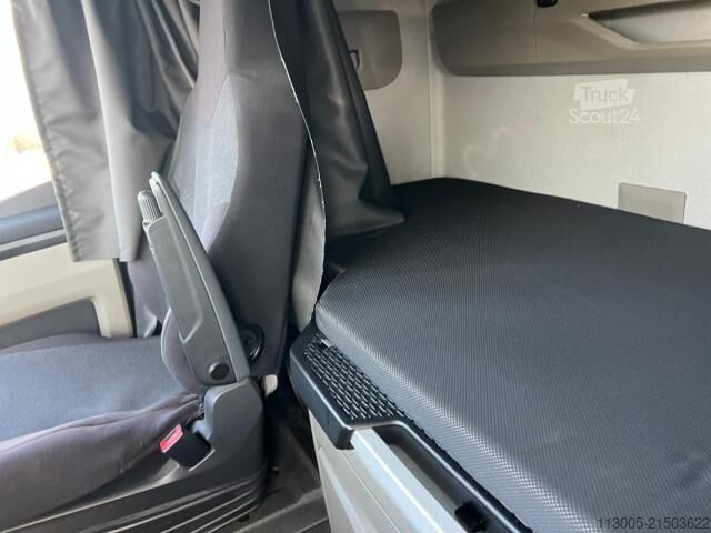 Cap tractor standard MAN TGX 18.520