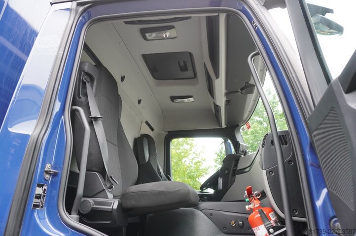 Curtainsider Mercedes-Benz Actros 1833 / Curtainsider 18 EPAL
