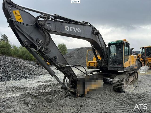 Crawler excavator Volvo EC240CL excavator with a tooth bucket