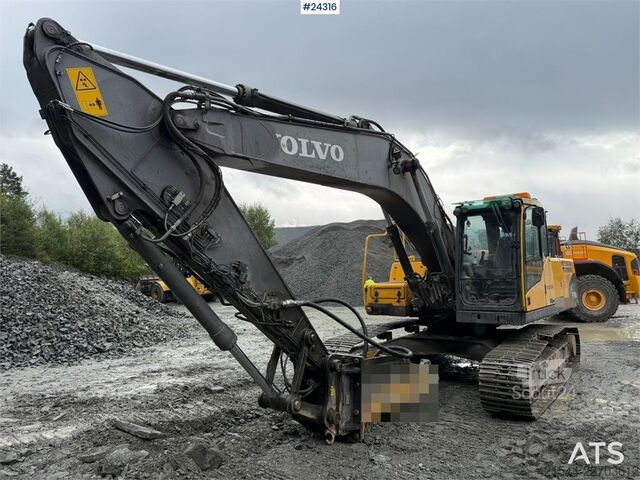 Crawler excavator Volvo EC240CL excavator with a tooth bucket