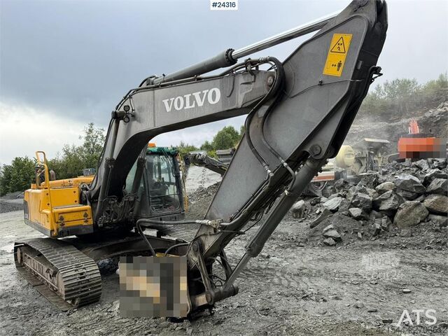 Crawler excavator Volvo EC240CL excavator with a tooth bucket