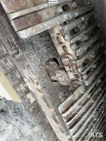 Crawler excavator Volvo EC240CL excavator with a tooth bucket