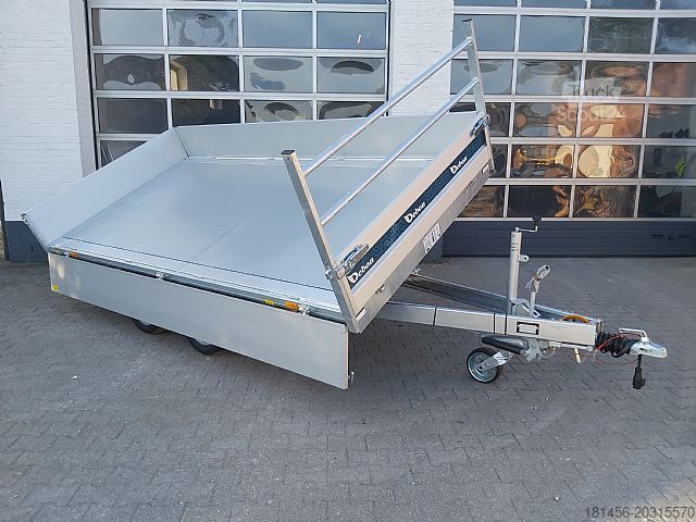 Benne trilaterial Cheval Liberté Debon PW 3.6 3500kg 360x180x35cm Rampen Stützen
