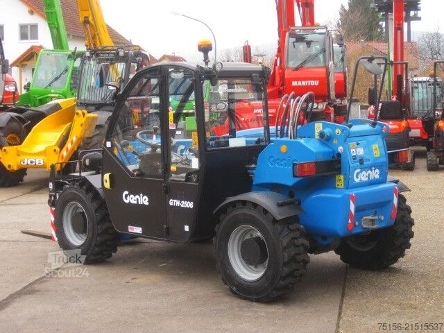 Caricatore telescopico Genie TEREX GTH 2506 II 4x4x4 6m/2.5t.