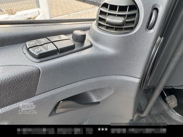 Fourgon tôlé MERCEDES-BENZ Atego 818 Möbel Koffer 6,75 m lang DifferSperre