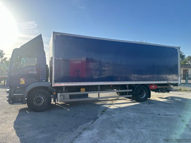 Camioncino MAN TGM 16.250 EURO 6 16T FURGON