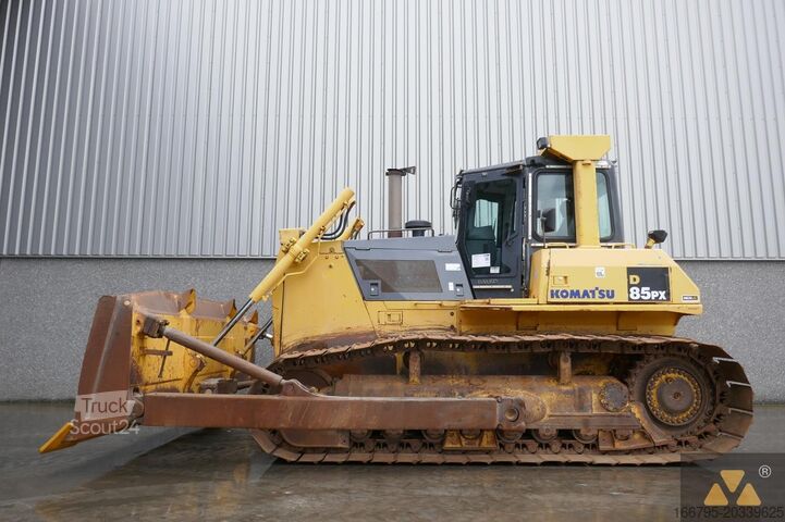 Buldózer Komatsu D85PX-15