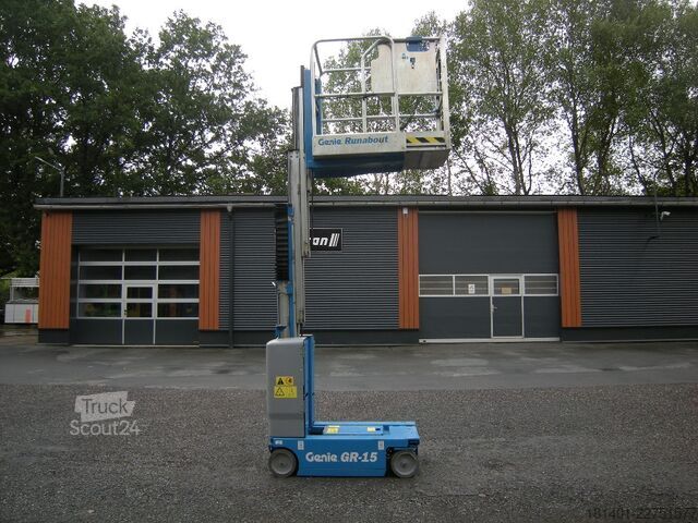 Platformă de ridicare cu catarg vertical Genie GR-15
