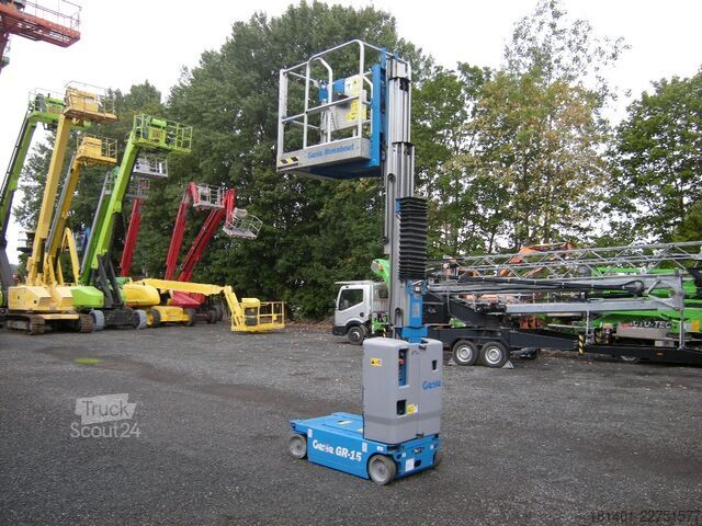 Platformă de ridicare cu catarg vertical Genie GR-15