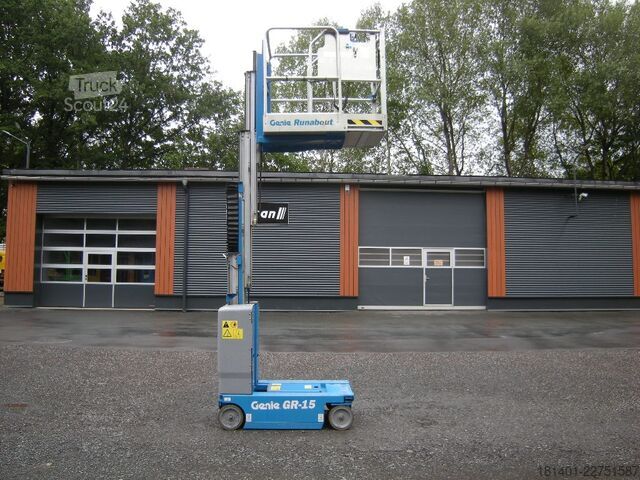 Platformă de ridicare cu catarg vertical Genie GR-15