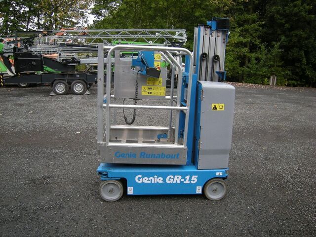 Platformă de ridicare cu catarg vertical Genie GR-15