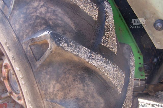 Tractor DEUTZ-FAHR S7006A-S