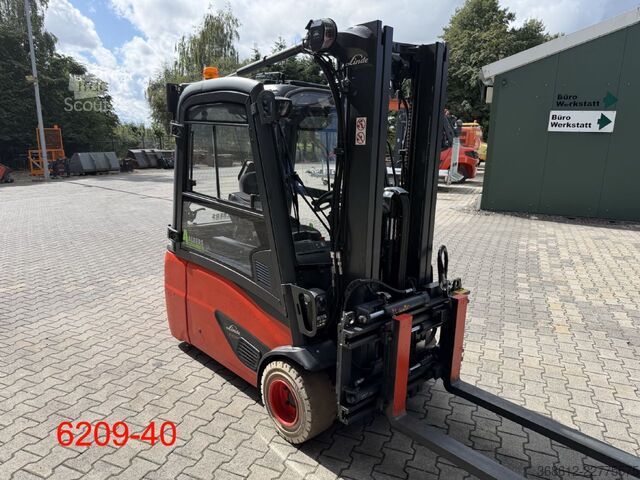 Priekšējās iekrāvēja autoiekrāvējs Linde E20L-02
