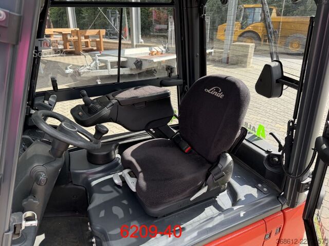 Priekšējās iekrāvēja autoiekrāvējs Linde E20L-02