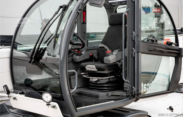 Teleskopiskais iekrāvējs Bobcat TR 50.180 V R2