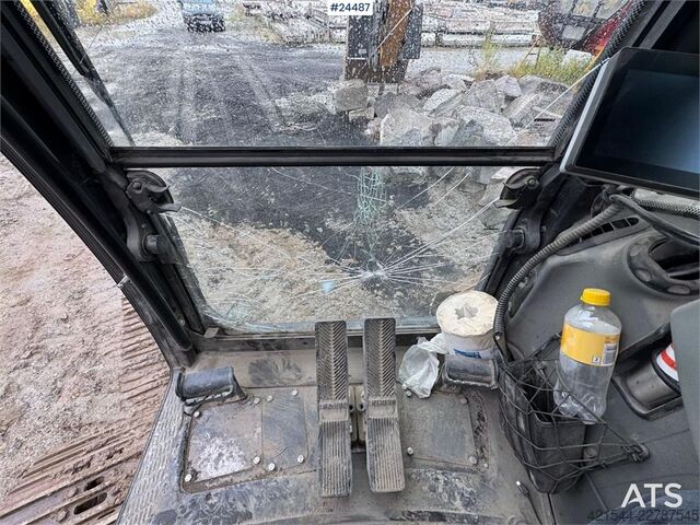 Beltegraver Liebherr R920 K LC Tracked Excavator – 2 Buckets, Tilt & Le