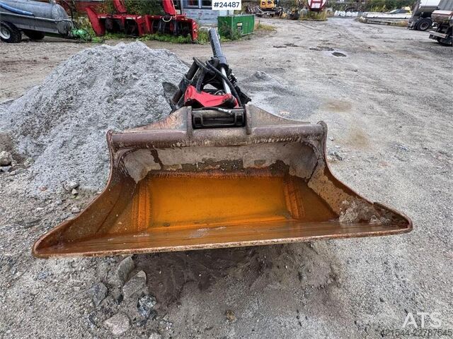 Beltegraver Liebherr R920 K LC Tracked Excavator – 2 Buckets, Tilt & Le