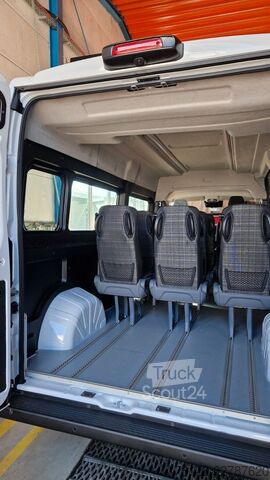 Minibus Opel Movano Mobility Airline Boden Rolli