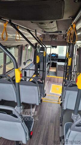 Minibus MERCEDES-BENZ 517 / 515 Frontniederflur mit  GSR 3 Systeme