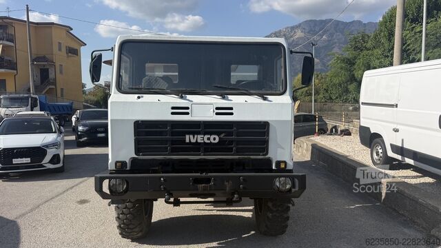 тристранен самосвален ван Iveco ACM 90 4X4