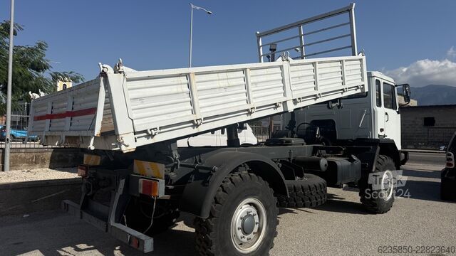 тристранен самосвален ван Iveco ACM 90 4X4