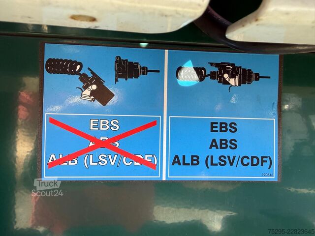 Kommersiellt fordon Schmitz Cargobull 3 Achs Mega PowerCurtain Hubdach TÜV 04 2027