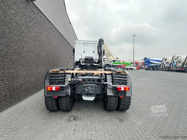Standaard-SZM Mercedes-Benz Arocs 4052 AS 6X6 HEAVY DUTY PRIME MOVERS NEW 4...