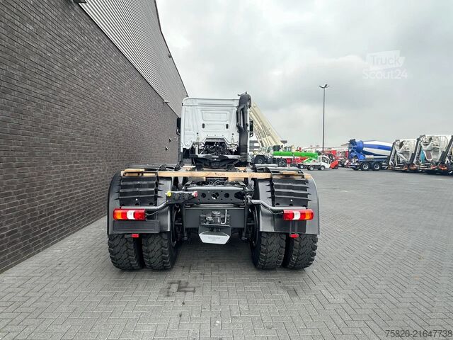 Большая нагрузка Mercedes-Benz Arocs 4052 AS 6X6 HEAVY DUTY PRIME MOVERS NEW 4...