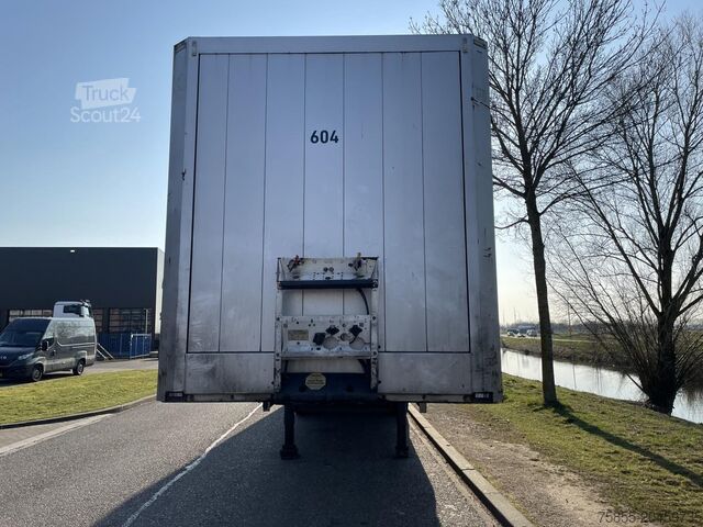 Koffert Krone SD Closed Box / Koffer / BPW Axles / Discbrakes