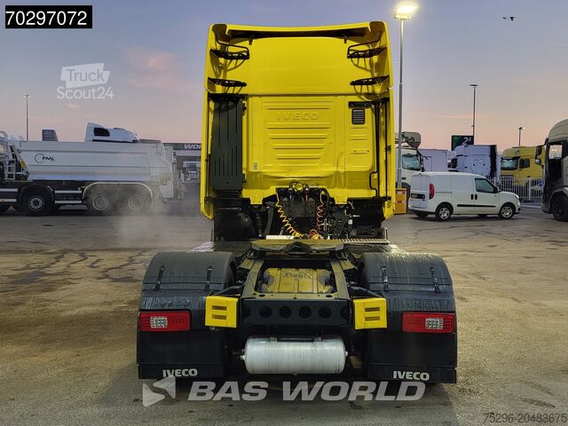 Standaard trekker Iveco Stralis 460 4X2 CNG! Retarder 2x Tanks Standklima