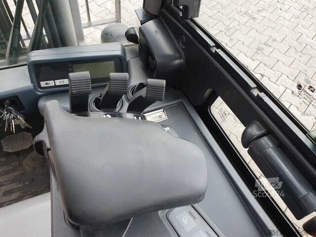 Gaffeltruck Jungheinrich EFG 215 / Triplex: 4.25m! / SS / 4.297h!