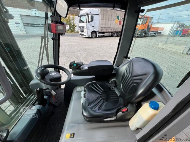 Gaffeltruck Jungheinrich EFG 215 / Triplex: 4.25m! / SS / 1.573h / 2024