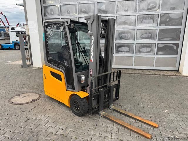 Gabelstapler Jungheinrich EFG 215 / Triplex: 4.25m! / SS / 4.168h / 2024