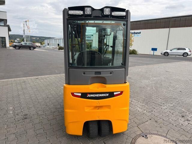 Gabelstapler Jungheinrich EFG 215 / Triplex: 4.25m! / SS / 4.168h / 2024