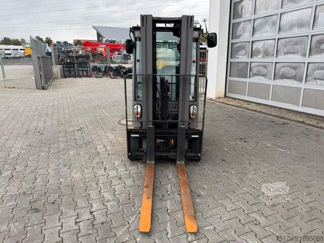 Gabelstapler Jungheinrich EFG 215 / Triplex: 4.25m! / SS / nur 2.819h!