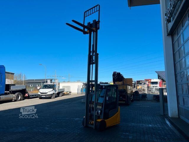Gabelstapler Jungheinrich EFG 215 / Triplex: 4.25m! / SS / nur 995h! Waage