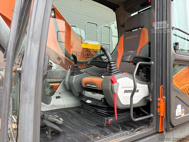 Rupsgraafmachine Doosan DX255LC-5